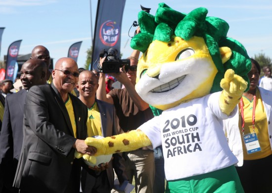 南非举行世界杯倒计时50天庆祝活动