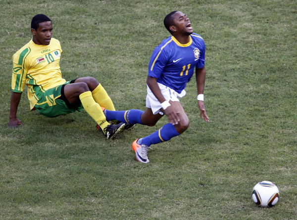 热身赛：罗比尼奥破门 巴西3:0完胜津巴布韦