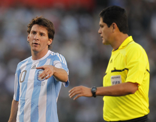 热身赛：梅西打破进球荒 阿根廷4:1大胜西班牙