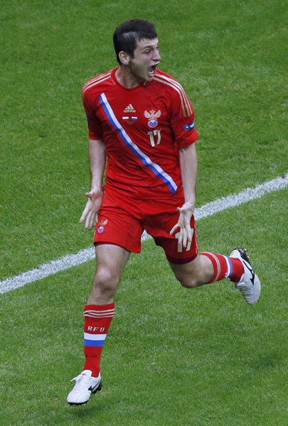 欧洲杯：扎戈耶夫2场3球 俄罗斯1:1战平波兰