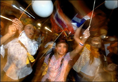 Thai protesters vow to end 