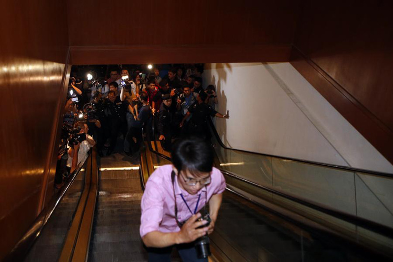 Malaysian police prevent press from speaking to relatives