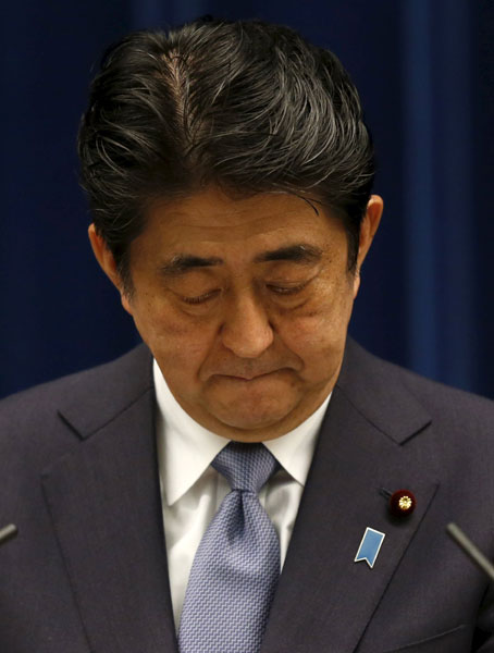 Japan's PM sends ritual offering to notorious Yasukuni Shrine