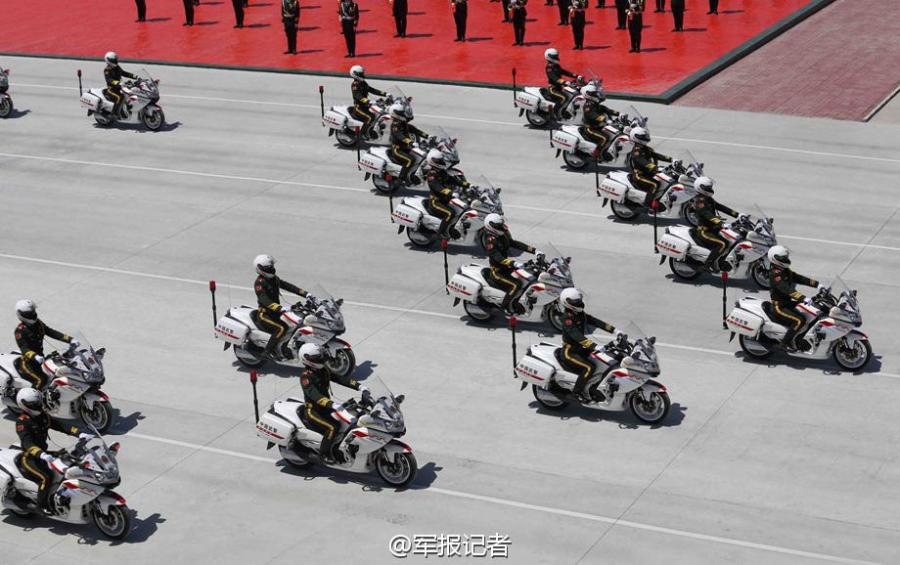Chinese armed police motorcycle guard formation to make its debut