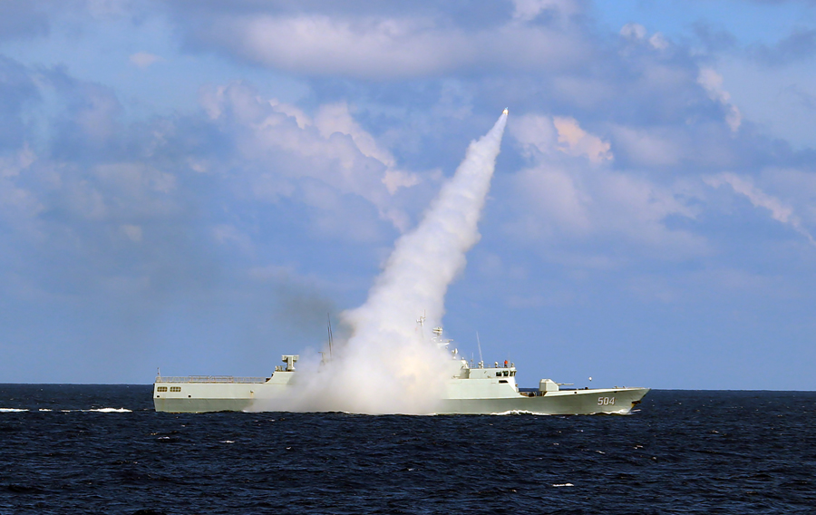 Chinese navy conducts combat drill in South China Sea