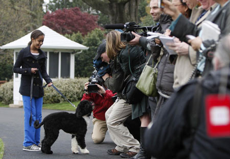 Obamas' new dog Bo met the press at White House