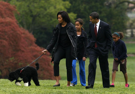 Obamas' new dog Bo met the press at White House