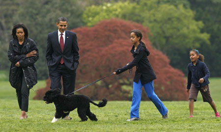 Obamas' new dog Bo met the press at White House