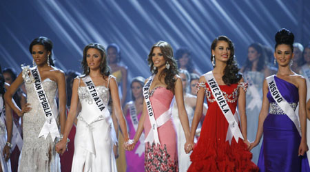 Miss Venezuela wins 2009 Miss Universe contest