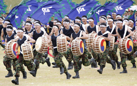 Seoul rehearses for 61st Armed Forces Day