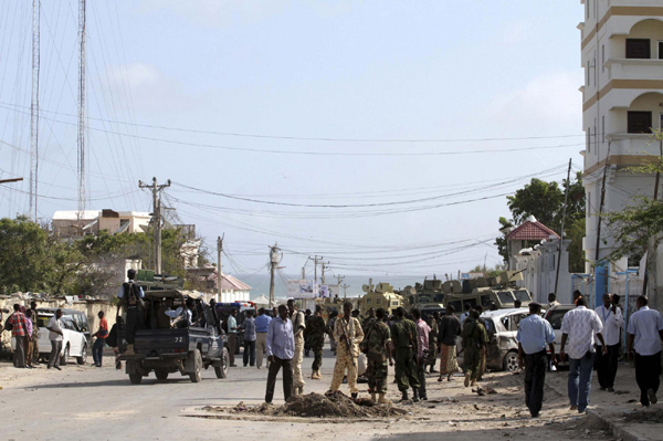 Twin suicide bombers hit Somali president's hotel