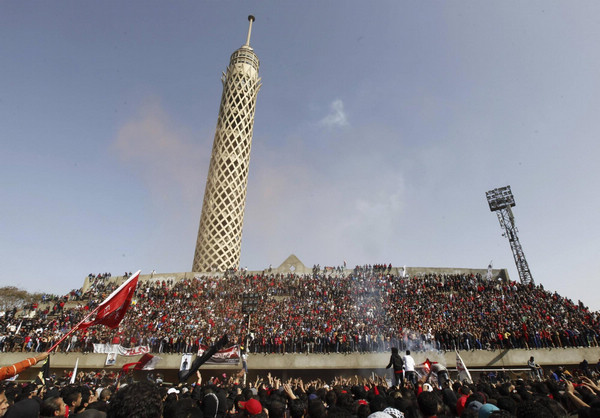 30 killed in Egypt riots after 21 sentenced to death