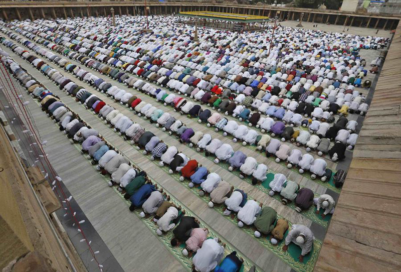 Muslims around the world celebrate Eid al-Fitr