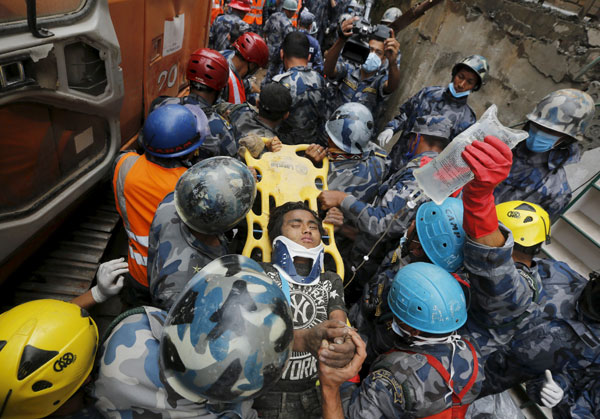 Boy rescued five days after Nepal quake