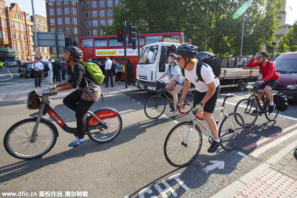 Millions hit by Tube strike in London over night service pay