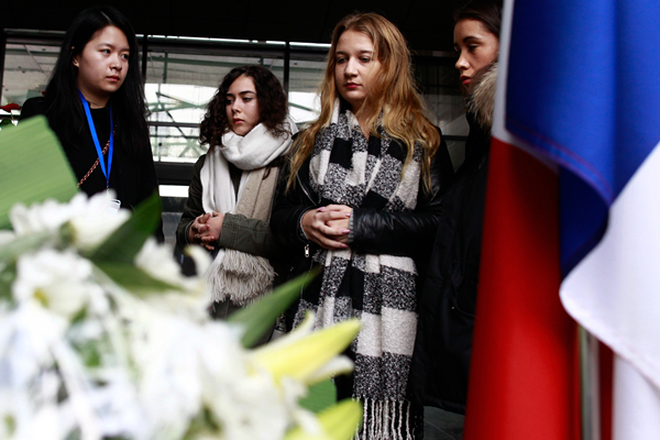 No Chinese known killed in Paris attacks: embassy
