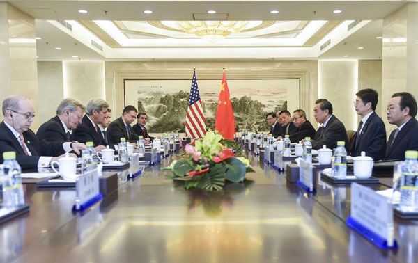 Chinese FM and Kerry hold talks to eliminate strategic doubts