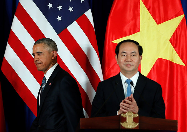 US 'charting clear course aimed at containing China'