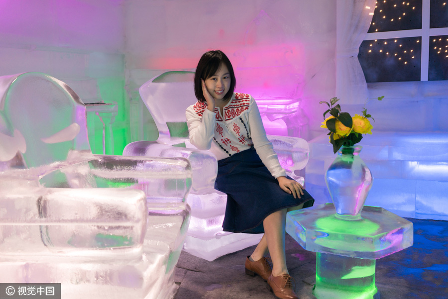 Trick Eye Museum shows ice sculptures and 3D paintings in Seoul