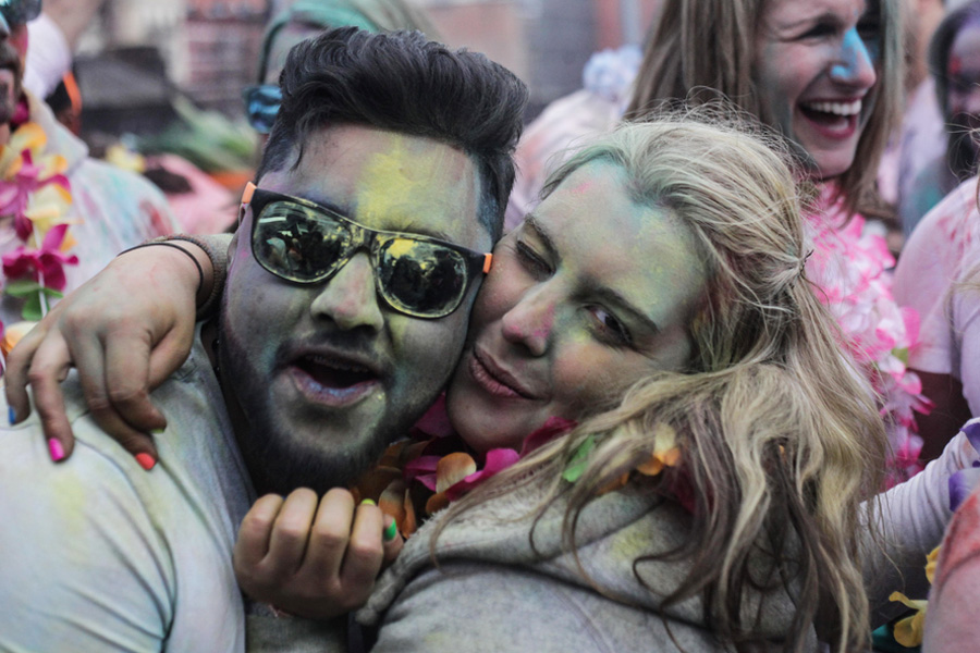 Holi festival adds colour to Big Apple