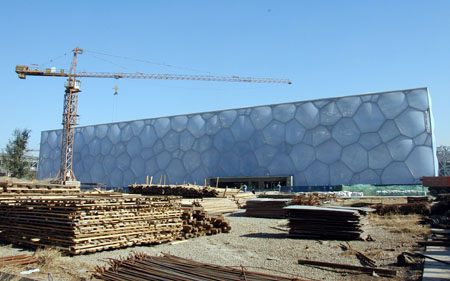 'Water Cube'and 'Bird Nest'take shape