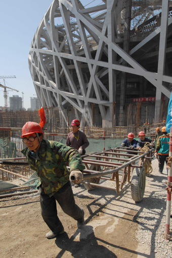 IOC tours Olympic construction sites