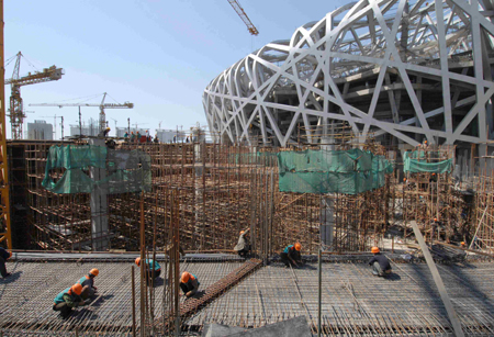 IOC tours Olympic construction sites