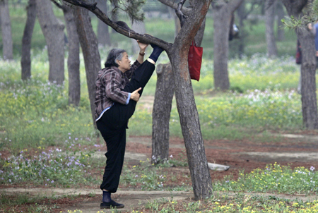 Morning exercise in Beijing