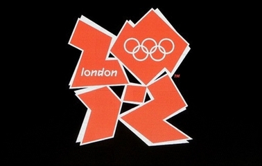 London Olympic logo triggers debate
