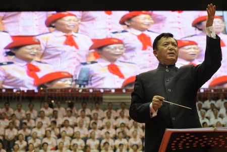 Celebration held to greet 60th anniversary of PRC in Urumqi