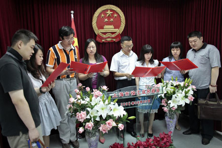 Lucky '999' day sees tens of thousands Chinese wed