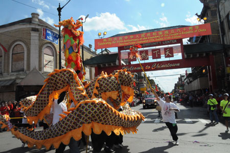 China Day parade in Chicago celebrates 60th anniversary of PRC