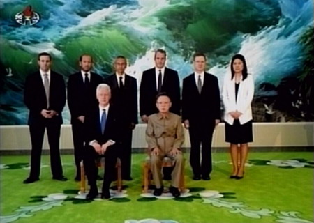 Clinton meets Kim Jong-il: Yonhap