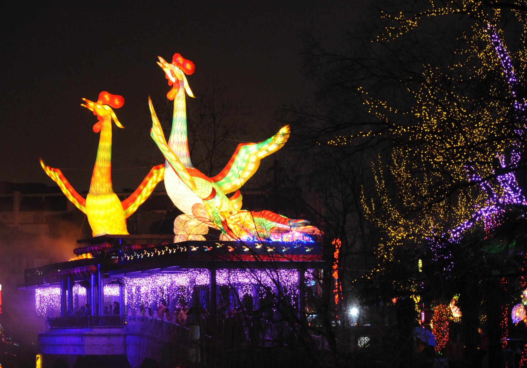 Chinese mainland, Taiwan hold 1st joint lantern fair in Nanjing