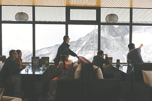 Travel: The highest cafe in the world