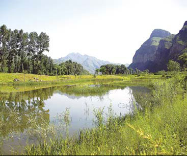 Ancient town escapes city's pace of life