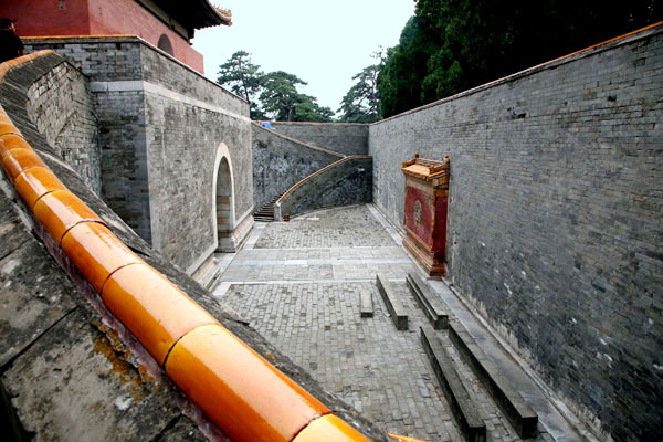 The Western Qing Tombs: history on the outskirts