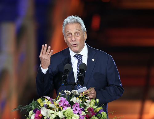 Hawk Koch gives speech for BIFF opening ceremony