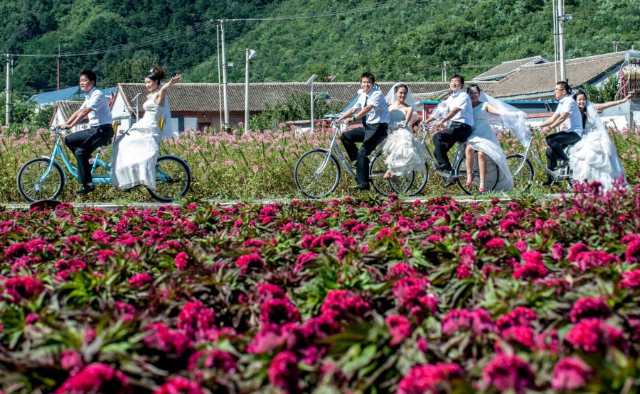 A romantic, low-carbon wedding celebration