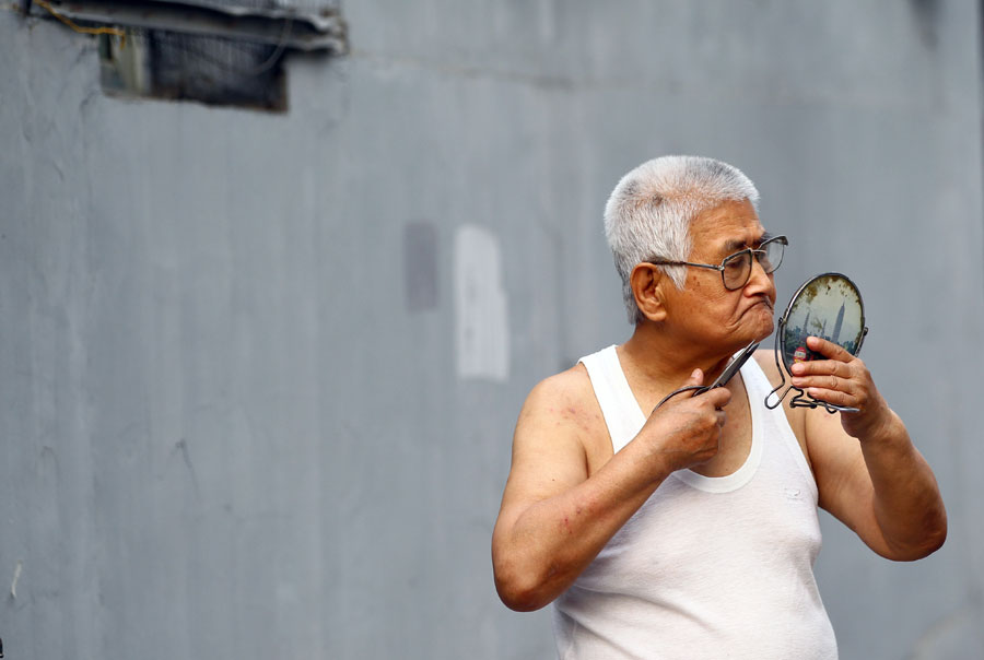 Elder hutong residents of Beijing