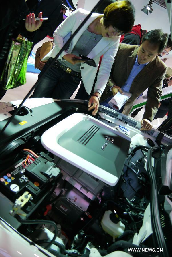 Electric vehicles show held in Beijing