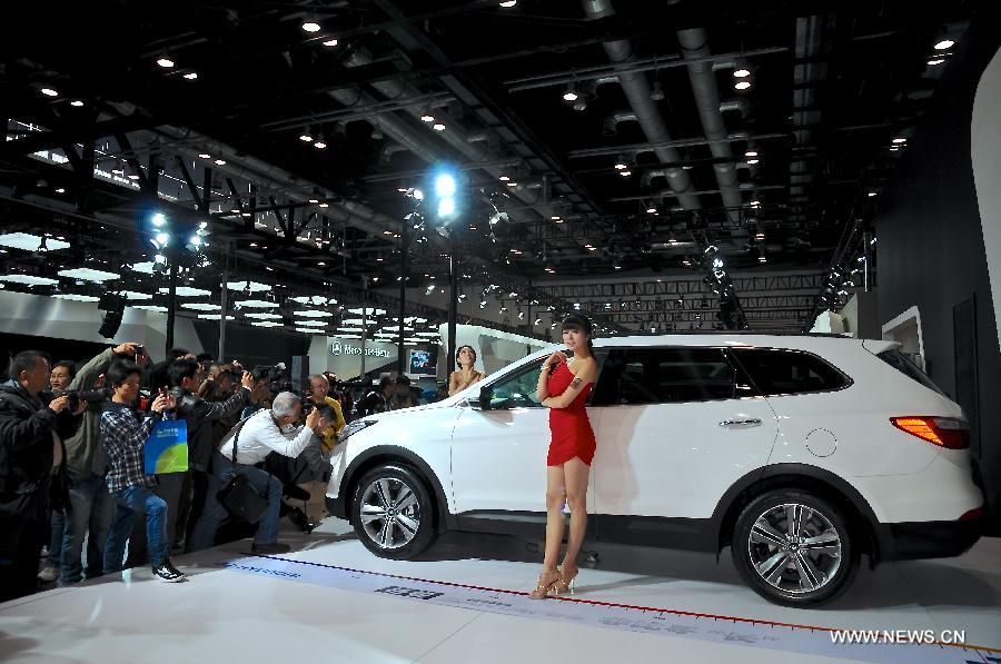 Imported Auto Expo kicks off in Beijing