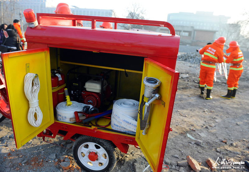 Beijing fire-fighting tricycles put into use