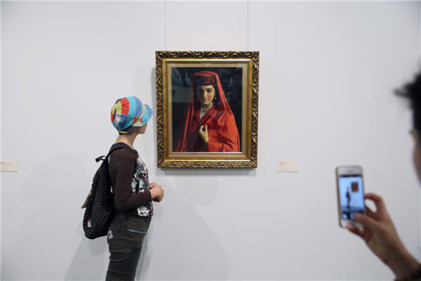 Chinese oil paintings on display in Beijing