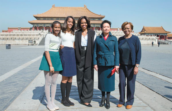 Obama family charmed by Chinese hosts