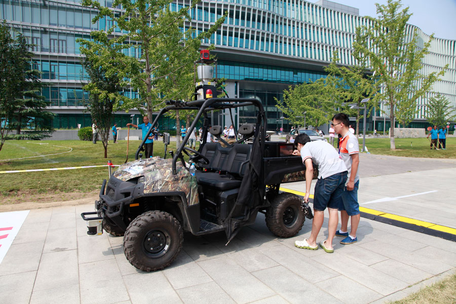 Baidu rolls out self-driving cars