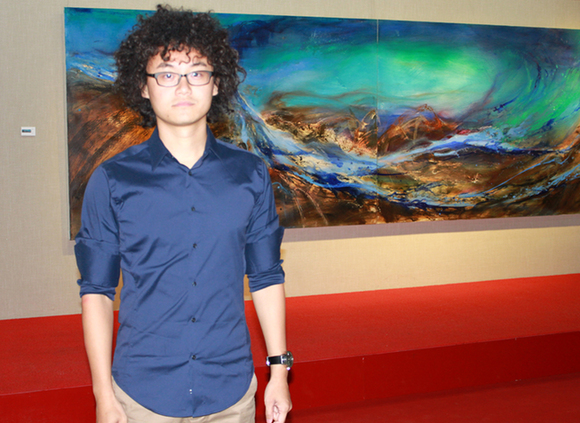 Artist's first solo show displays Western, oriental art styles