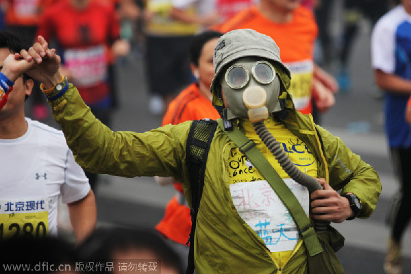 Beijing marathon concludes in smog