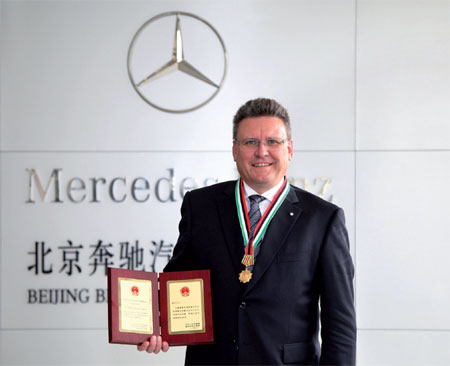 Nation's top award for Beijing Benz CEO