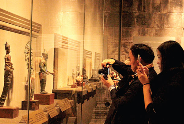 See Angkor Wat in China at major museum shows